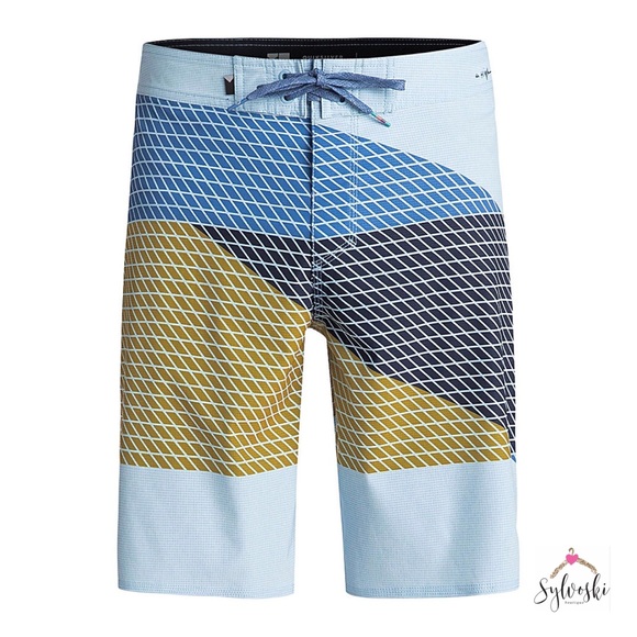 Quiksilver Mens Highline Slash 20 Swim Trunk